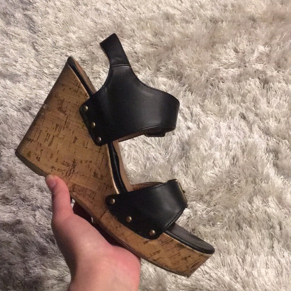 Black Wedges - Picture 5 of 8